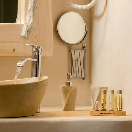 Nest With Hot Tub, Hammam & Outdoor Cinema * Akrotiri (Santorini)